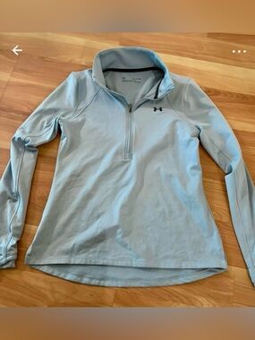 Under Armour Light Grey 1/4 Zip Top XS
